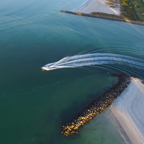 approaching tarpon 1 460x460